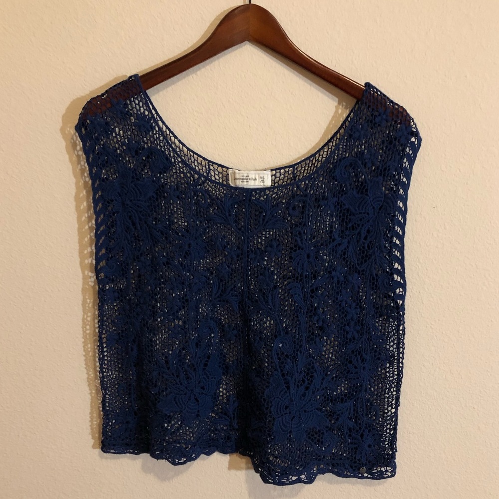 Hollow out top